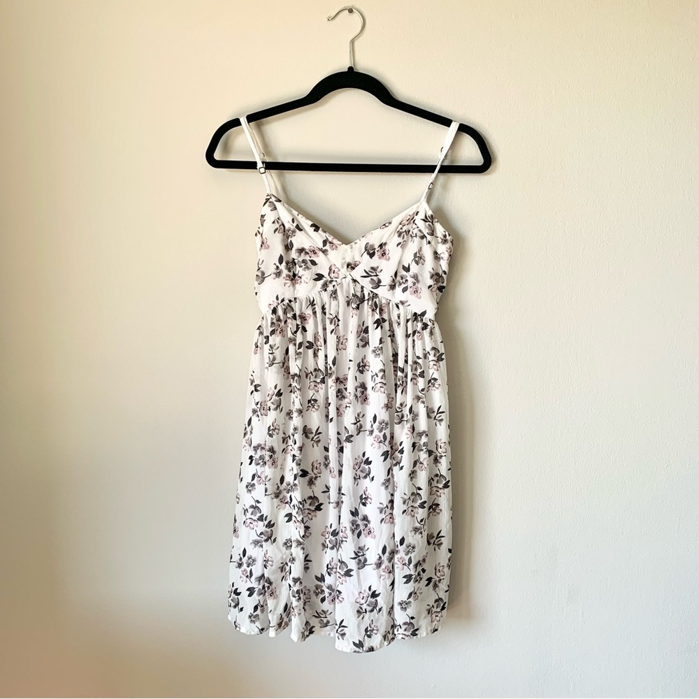 Hollister | White Floral Babydoll Dress Size M